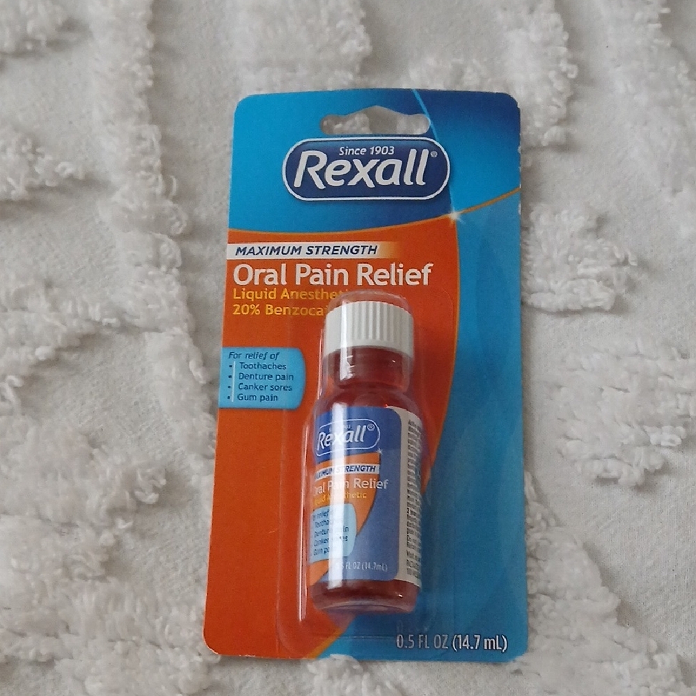 Oral Pain Relief Liquid Anesthetic – Orange and Blue